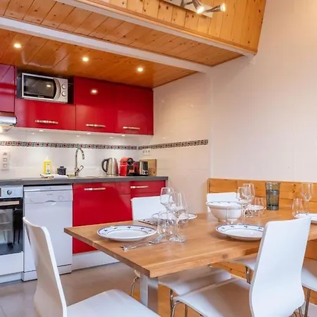 Ancolie - Free Parking Close To Lift - By Cozee Apartamento *