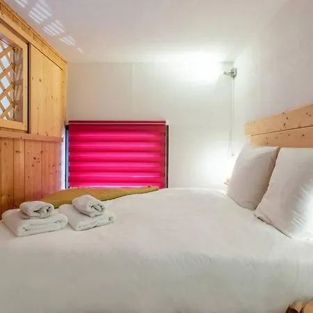 Ancolie - Free Parking Close To Lift - By Cozee Apartment